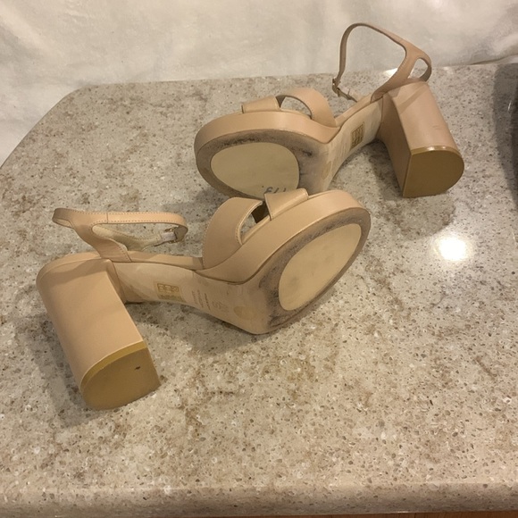 NWOT Stuart Weitzman Dayna Platform Sandals Size 9 - Picture 12 of 12